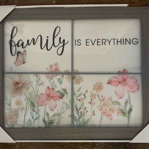 21x17” home decor wall hanging “family is everything “